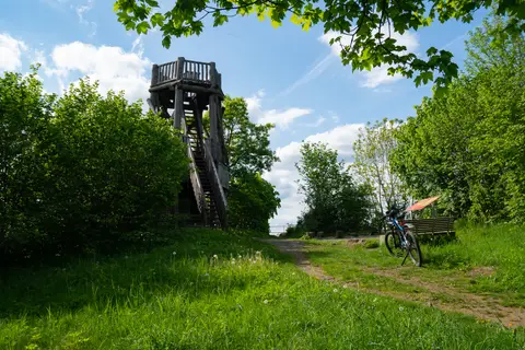 Aussichtsturm auf der Dietzenley