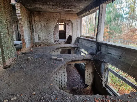 Bauruine der "Adenauer-Villa"