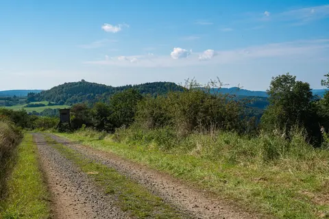 Abfahrt nach Hohenfels-Essingen und Blick auf "Alter Voss"